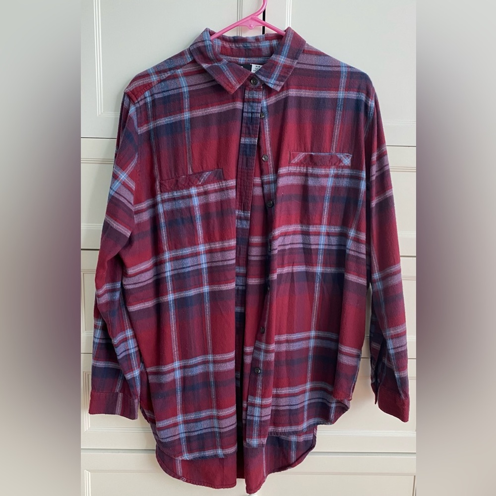 BDG Women’s Oversized Flannel